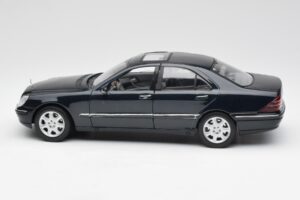 Mercedes S-Class W220 Mėlynas Maisto 1:18 56051 Metalas - nuotrauka 4 iš 8
