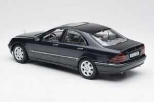 Mercedes S-Class W220 Mėlynas Maisto 1:18 56051 Metalas - nuotrauka 7 iš 8