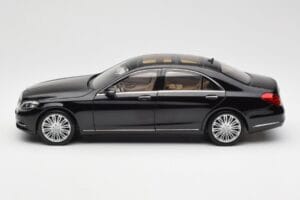 Mercedes S-Class W222 Juodas Metallic Norev 1:18 183480 Metalas - nuotrauka 4 iš 8