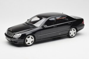 Mercedes AMG S55 W220 Juodas Otto 1:18 OT832 Derva