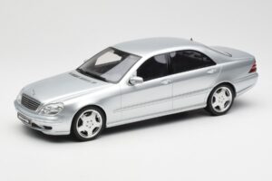 Mercedes AMG S55 W220 Sidabrinis Otto 1:18 OT292 Derva