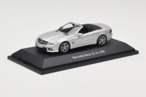 Mercedes SL 63 AMG R230 Silver Metallic Minichamps 1:43 B66960018 Metalas - nuotrauka 2 iš 4