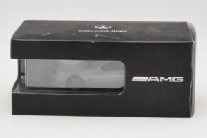 Mercedes SL 65 AMG R230 Sidabras Minichamps 1:43 B66960601 Metalas - nuotrauka 4 iš 4