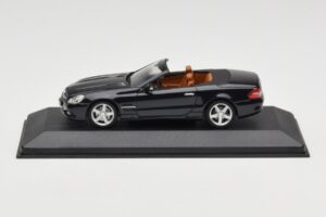Mercedes SL R230 Juodas Minichamps 1:43 B66961922 Metalas