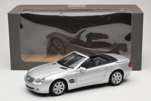 Mercedes SL R129 Sidabrinis Minichamps 1:18 B66962133 Metalas - nuotrauka 10 iš 10