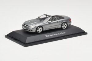 Mercedes SL R230 Palladium Silver Metallic Minichamps 1:43 B66962390 Metalas - nuotrauka 2 iš 4