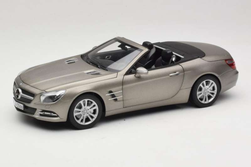 Mercedes SL500 R231 Dark Grey Matt Norev 1:18 183590 Metalas