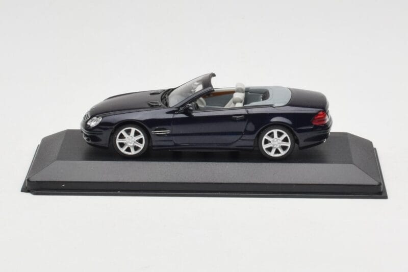 Mercedes SL500 R129 Dark Blue Metallic Minichamps 1:43 Mercedes SL500 R129 Dark Blue Metallic Minichamps 1:43 SL001 Metalas
