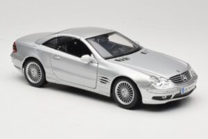 Mercedes SL55 AMG R230 Sidabrinis Maisto 1:18 36894 Metalas - nuotrauka 6 iš 8