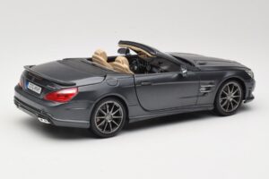 Mercedes SL65 AMG Black Series R230 Matte Black Maisto 1:18 36198 Metalas - nuotrauka 3 iš 8