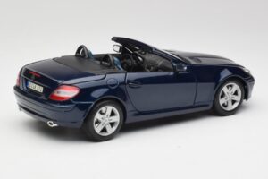 Mercedes SLK R171 Mėlynas Maisto 1:18 B66962190 Metalas - nuotrauka 3 iš 8