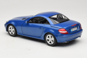 Mercedes SLK R171 Blue Metallic Minichamps 1:18 100033131 Metalas - nuotrauka 10 iš 11