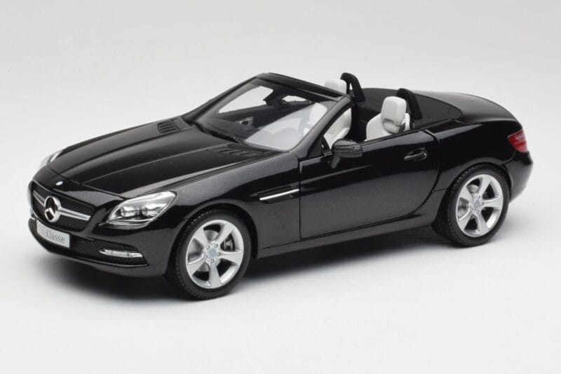 Mercedes SLK R172 Magnetite Juodas Minichamps 1:18 B66960514 Metalas