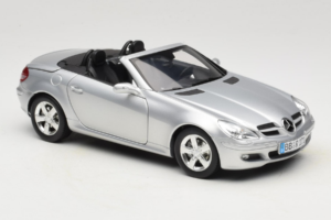 Mercedes SLK R171 Sidabrinis Minichamps 1:18 B66962318 Metalas - nuotrauka 7 iš 9