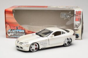 Mercedes SLR McLaren C199 Baltas Maisto 1:18 31068 Metalas - nuotrauka 8 iš 8