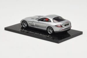 Mercedes SLR McLaren Crystal Silver Minichamps 1:43 B66961974 Metalas - nuotrauka 3 iš 4