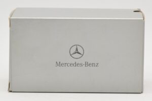 Mercedes SLR McLaren Crystal Silver Minichamps 1:43 B66961974 Metalas - nuotrauka 4 iš 4