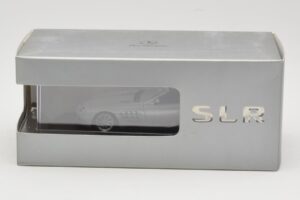Mercedes SLR McLaren Roadster Crystal Laurit Silver Minichamps 1:43 B66961005 Metalas - nuotrauka 4 iš 4