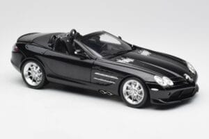 Mercedes SLR McLaren Roadster R199 Crystal Galaxit Juodas Minichamps 1:18 B66961004 Metalas - nuotrauka 6 iš 8