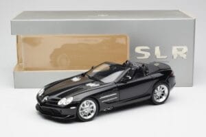 Mercedes SLR McLaren Roadster R199 Crystal Galaxit Juodas Minichamps 1:18 B66961004 Metalas - nuotrauka 8 iš 8