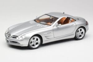 Mercedes SLR Vision Liquid Sidabrinis Maisto 1:18 B66962101 Metalas