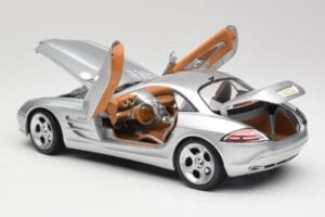 Mercedes SLR Vision Liquid Sidabrinis Maisto 1:18 B66962101 Metalas - nuotrauka 5 iš 8