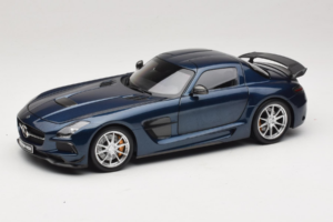 Mercedes SLS AMG Black Series Daytona Blue Metallic Minichamps 1:18 110033026 Metalas
