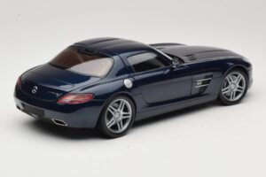 Mercedes SLS AMG C197 Blue Metallic Minichamps 1:18 100039021 Metalas - nuotrauka 3 iš 8