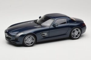 Mercedes SLS AMG C197 Blue Metallic Minichamps 1:18 100039021 Metalas