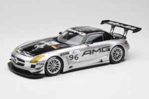 Mercedes AMG SLS C197 GT3 Team AMG China #96 M. Hakkinen / C. Cheng Zhuhai 6th 2011 Minichamps 1:18 151113196 Metalas