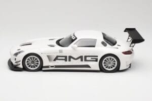 Mercedes AMG SLS C197 GT3 Street Baltas Minichamps 1:18 151123107 Metalas - nuotrauka 3 iš 6