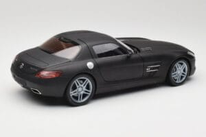 Mercedes SLS AMG C197 Matte Black Minichamps 1:18 100039027 Metalas - nuotrauka 3 iš 8