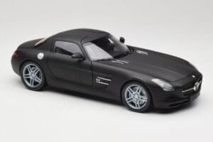 Mercedes SLS AMG C197 Matte Black Minichamps 1:18 100039027 Metalas - nuotrauka 6 iš 8