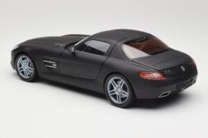 Mercedes SLS AMG C197 Matte Black Minichamps 1:18 100039027 Metalas - nuotrauka 7 iš 8