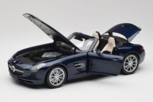 Mercedes SLS AMG R197 Roadster South Seas Mėlynas Minichamps 1:18 100039031 Metalas - nuotrauka 2 iš 8
