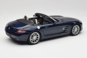 Mercedes SLS AMG R197 Roadster South Seas Mėlynas Minichamps 1:18 100039031 Metalas - nuotrauka 3 iš 8