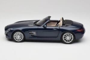 Mercedes SLS AMG R197 Roadster South Seas Mėlynas Minichamps 1:18 100039031 Metalas - nuotrauka 4 iš 8