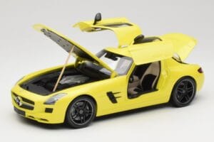 Mercedes SLS AMG C197 Geltonas Minichamps 1:18 100039022 Metalas - nuotrauka 2 iš 8