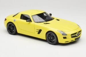 Mercedes SLS AMG C197 Geltonas Minichamps 1:18 100039022 Metalas - nuotrauka 6 iš 8