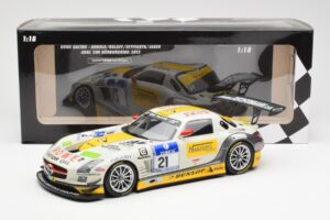 Mercedes SLS AMG GT3 #21 Rowe Racing Arnold / Roloff / Seyffarth / Jäger ADAC 24 Hours Nürburgring 2013 Minichamps 1:18 15113 - nuotrauka 6 iš 6
