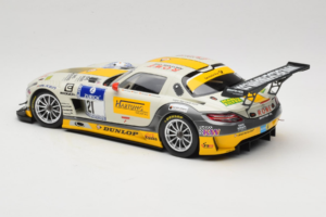 Mercedes SLS AMG GT3 #21 Rowe Racing M. Hartung / N. Heyer ADAC 24 Hours Nurburgring 2013 Minichamps 1:18 151133121 Metalas - nuotrauka 5 iš 6