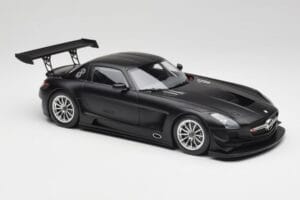 Mercedes SLS AMG GT3 C197 Street Matinis Juodas Minichamps 1:18 151113101 Metalas - nuotrauka 4 iš 6