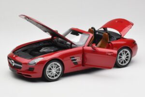 Mercedes SLS AMG R197 Roadster Le Mans Raudonas Minichamps 1:18 100039030 Metalas - nuotrauka 2 iš 8