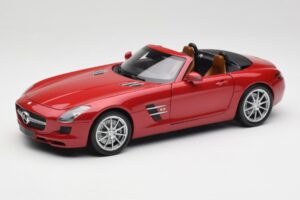 Mercedes SLS AMG R197 Roadster Le Mans Raudonas Minichamps 1:18 100039030 Metalas