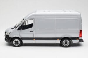 Mercedes Sprinter W907 Sidabrinis Norev 1:18 183424 Metalas - nuotrauka 4 iš 8