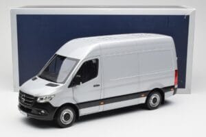 Mercedes Sprinter W907 Sidabrinis Norev 1:18 183424 Metalas - nuotrauka 8 iš 8