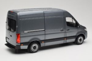 Mercedes Sprinter W907 Furgonas Selenite Grey Metallic Norev 1:18 B66004163 Metalas - nuotrauka 3 iš 8