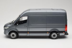 Mercedes Sprinter W907 Furgonas Selenite Grey Metallic Norev 1:18 B66004163 Metalas - nuotrauka 4 iš 8