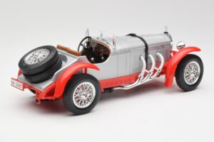 Mercedes SSK Sidabrinis & Raudonas Bburago 1:18 3009-M2 Metalas - nuotrauka 2 iš 6