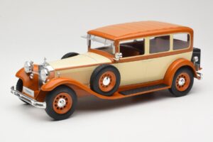Mercedes Type Nurburg W08 460/460K Smėlinė MCG 1:18 MCG18034 Metalas